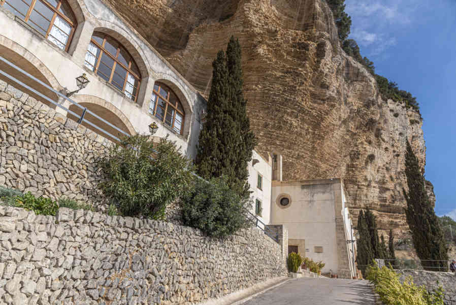 Mallorca - Randa 14 - santuari de Gràcia.jpg